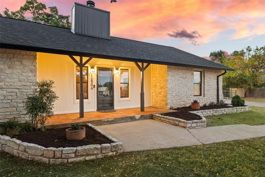 Photo of 16506 Westview TRL