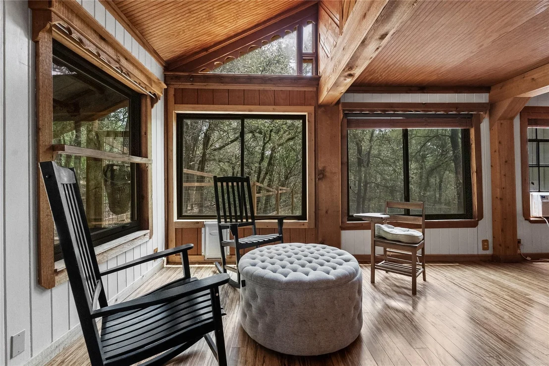 Photo of 415 Balch RD