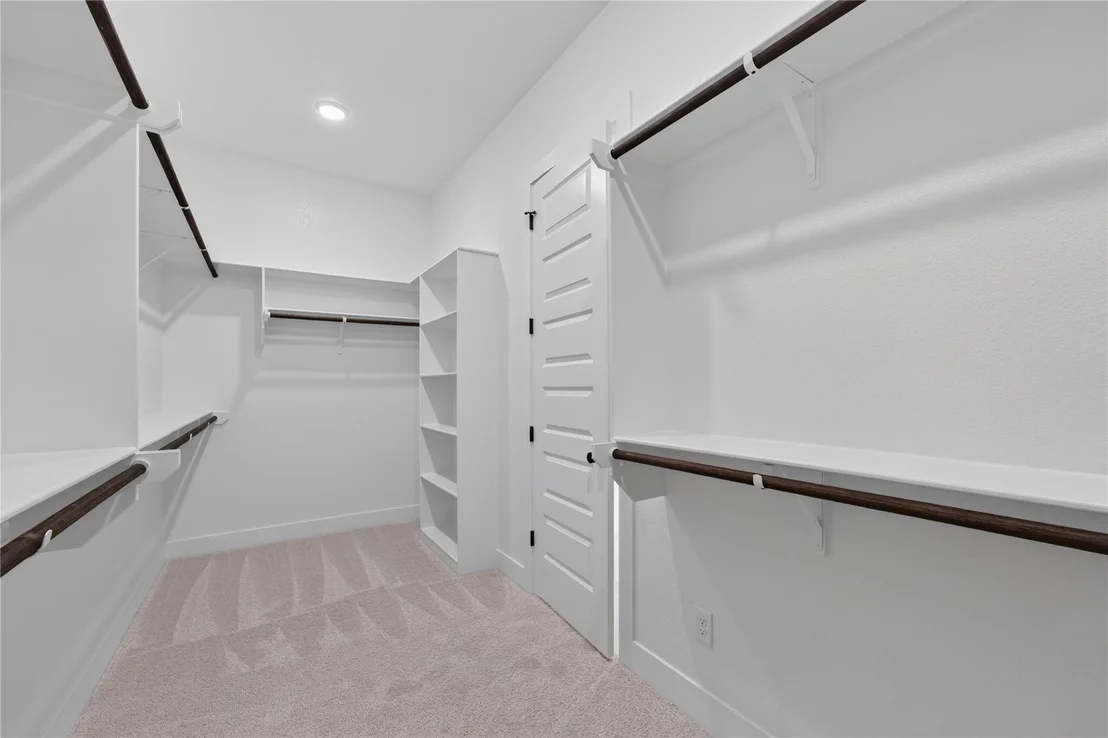 Photo of 101 Lakeview CT