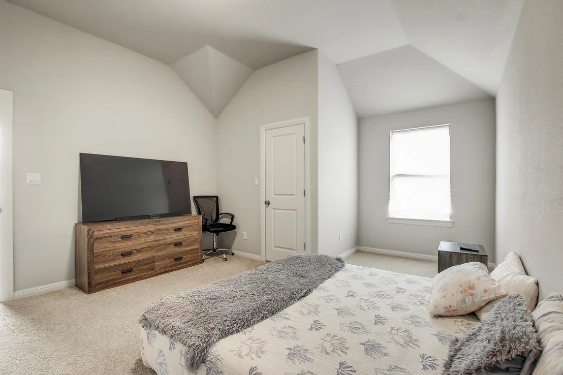 Photo of 525 Houston LOOP