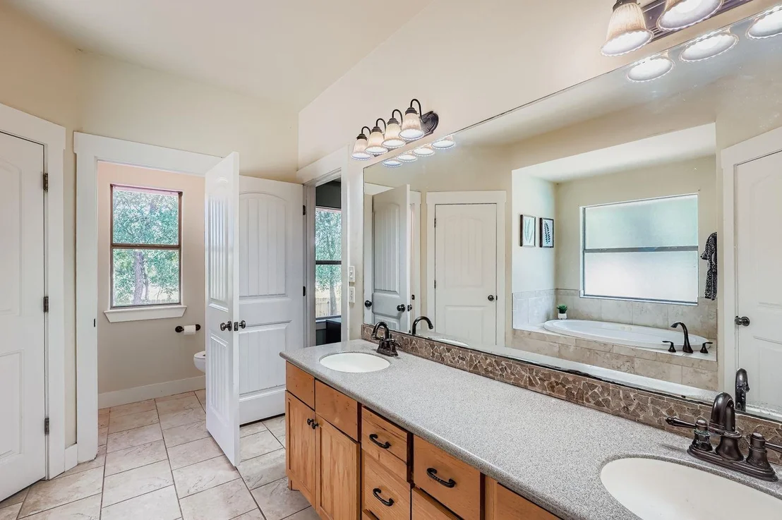 Photo of 100 Quarry Springs DR