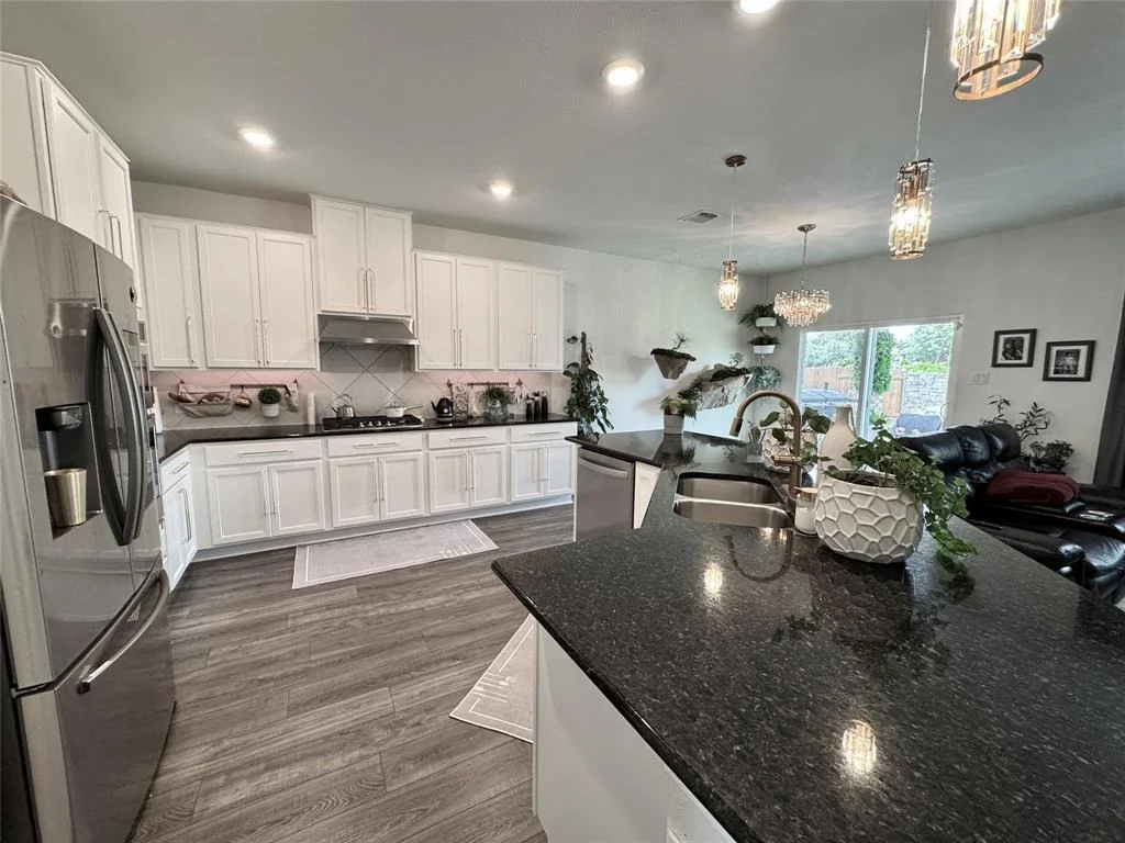 Photo of 1121 Arbor Acres LOOP