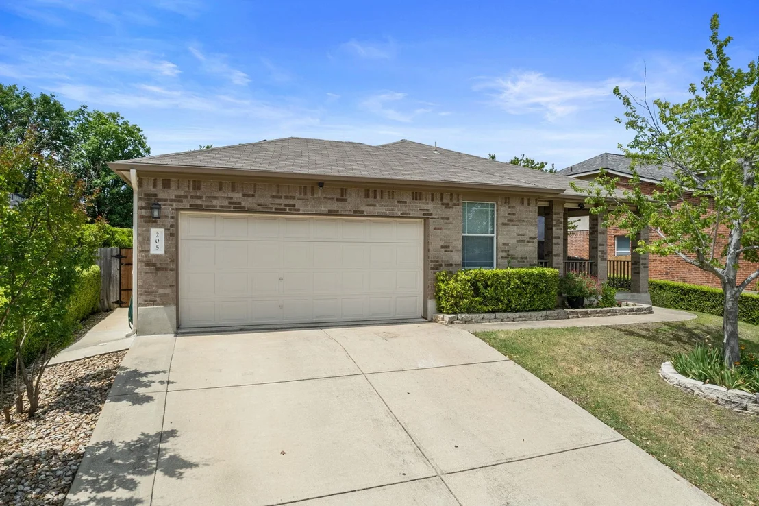Photo of 205 Banner Ave