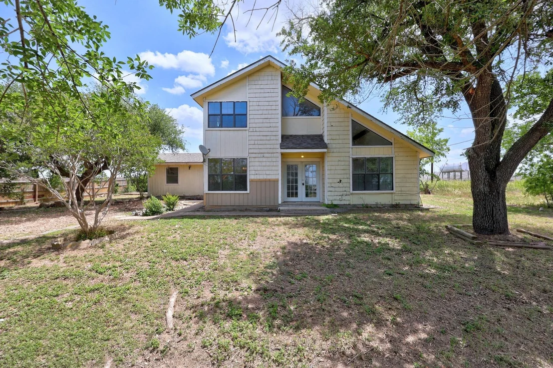 Photo of 1201 Green Acres