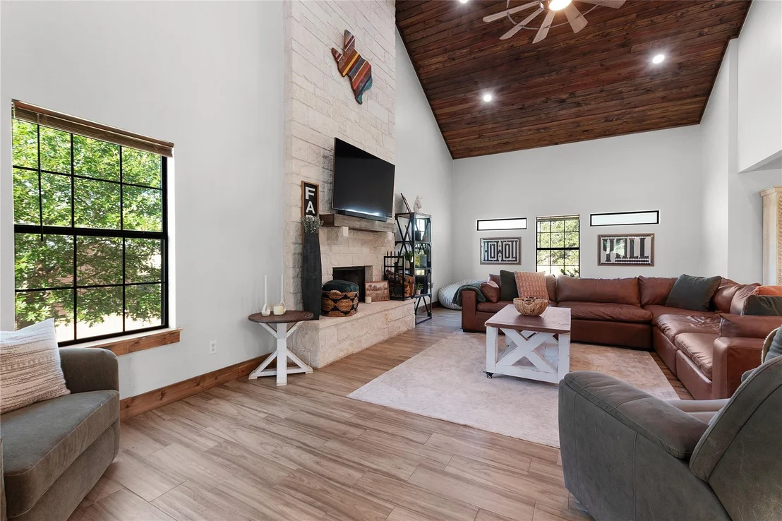 Photo of 407 Windmill RD
