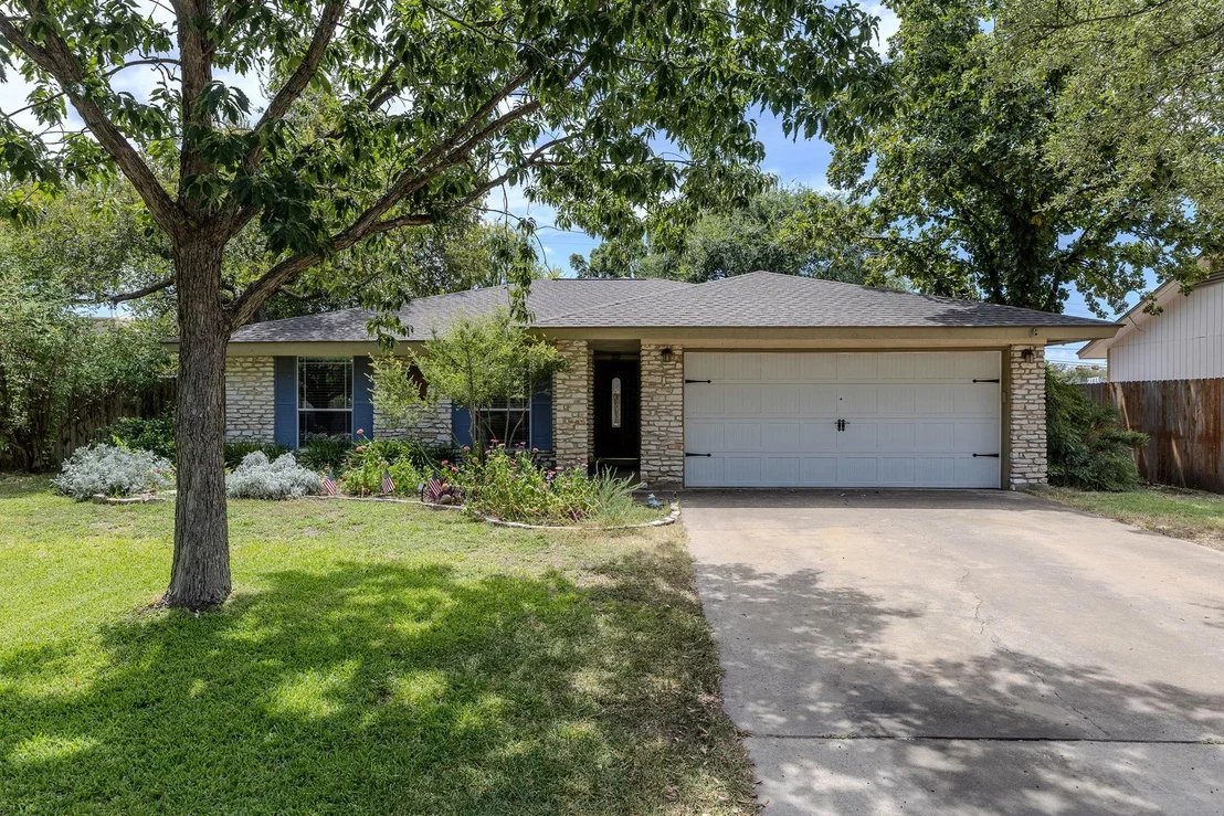 Photo of 8509 Slant Oak DR