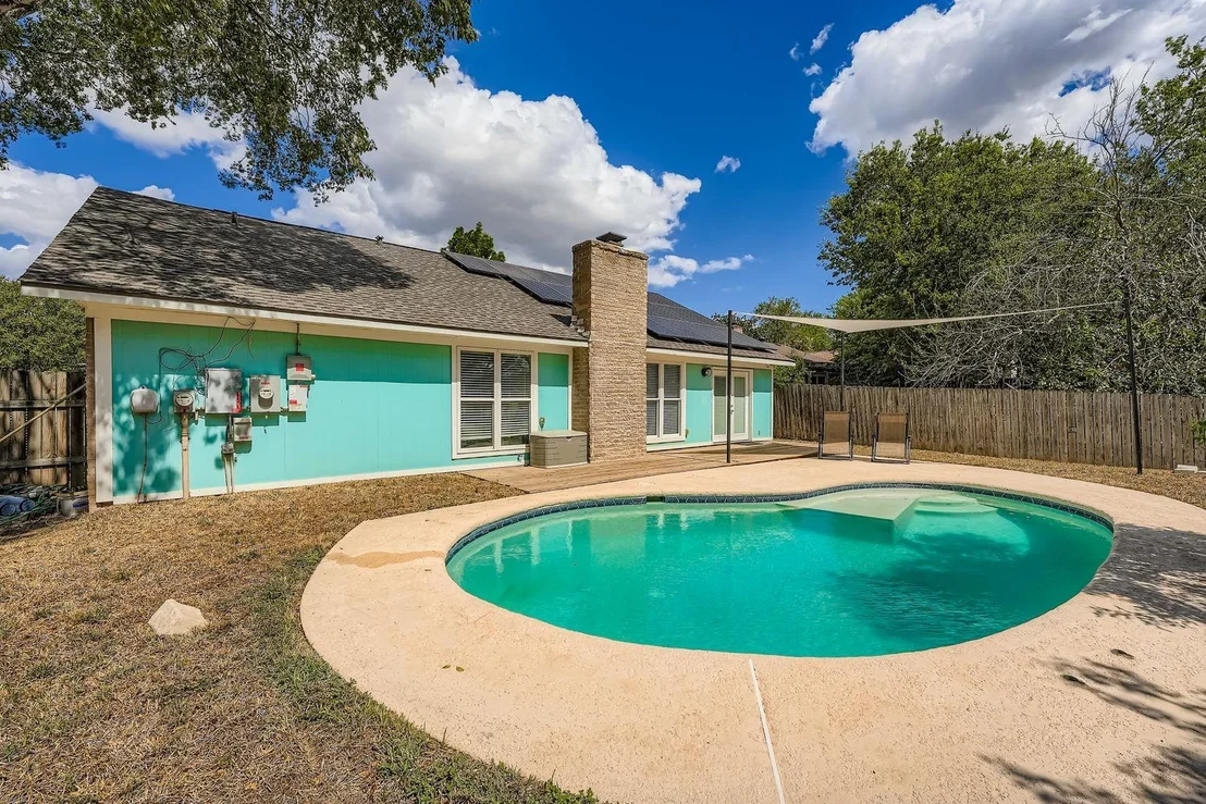 Photo of 1121 Stoneoak LN