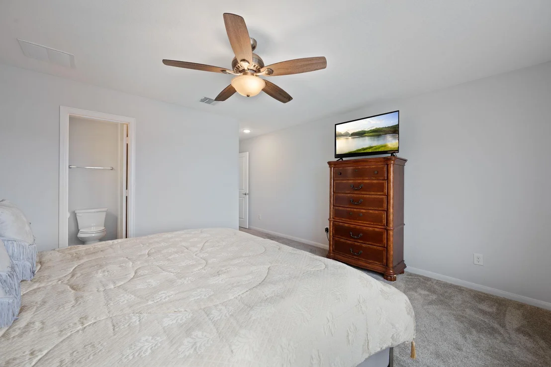 Photo of 6122 Genova PL