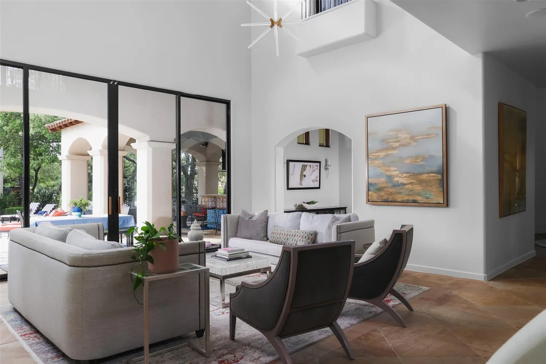Photo of 201 Costa Bella DR