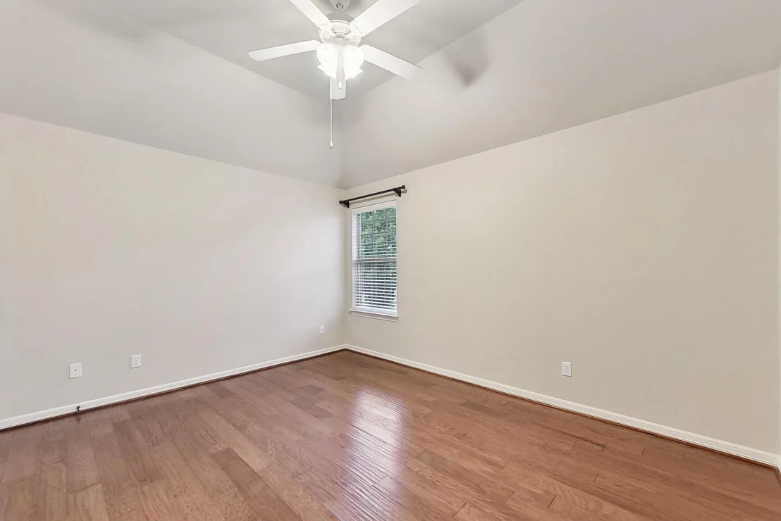 Photo of 2120 Park Place CIR