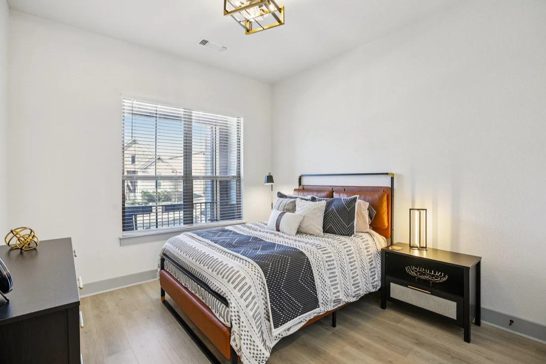 Photo of 133 Lake Spring CIR