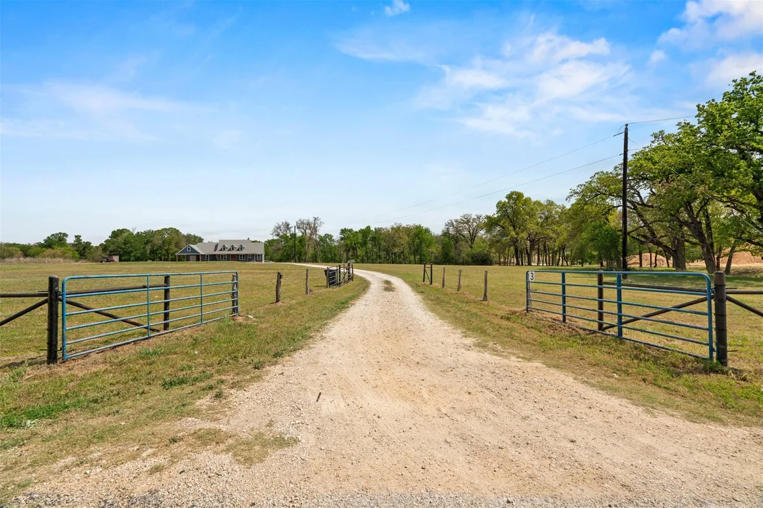 Photo of 1680 County Road 302