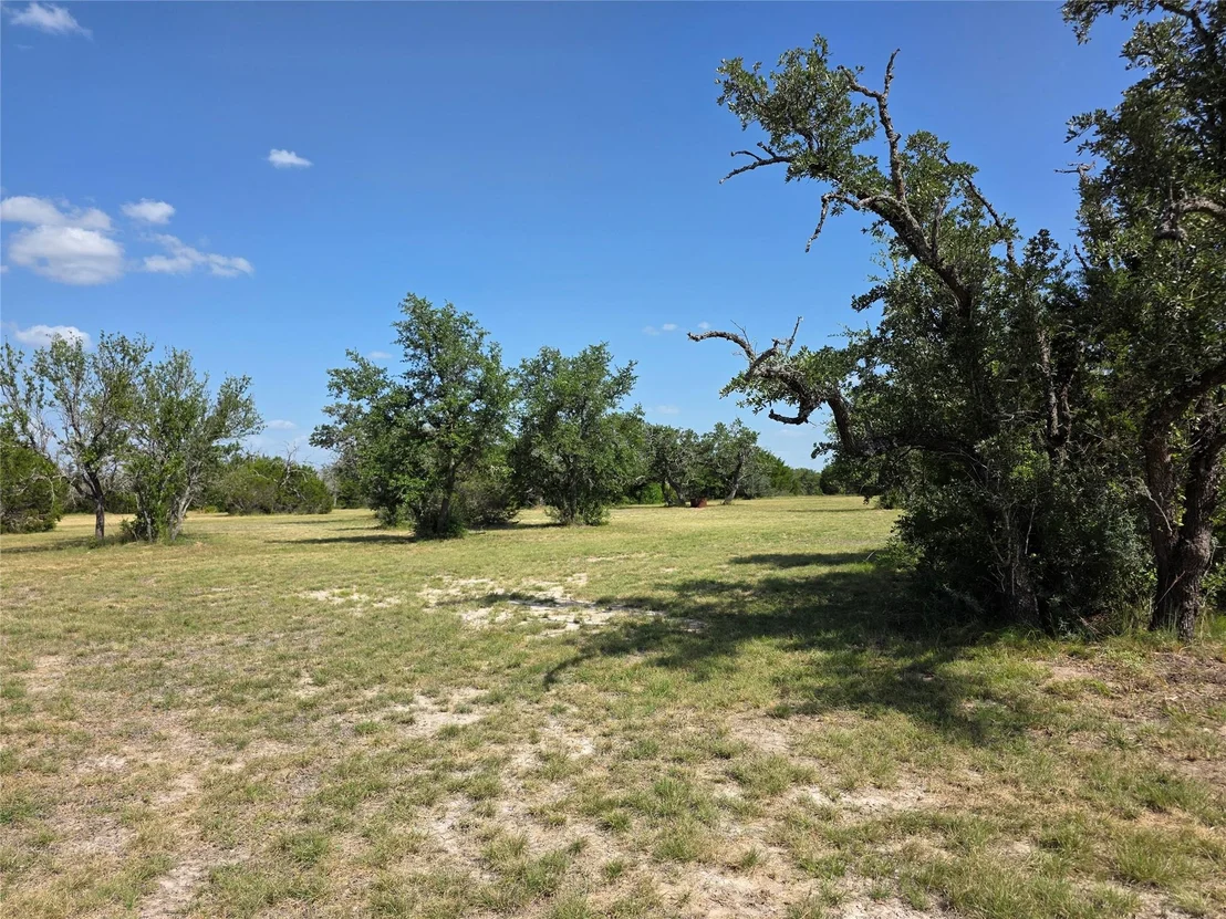 Photo of 237 Oak Glen LN
