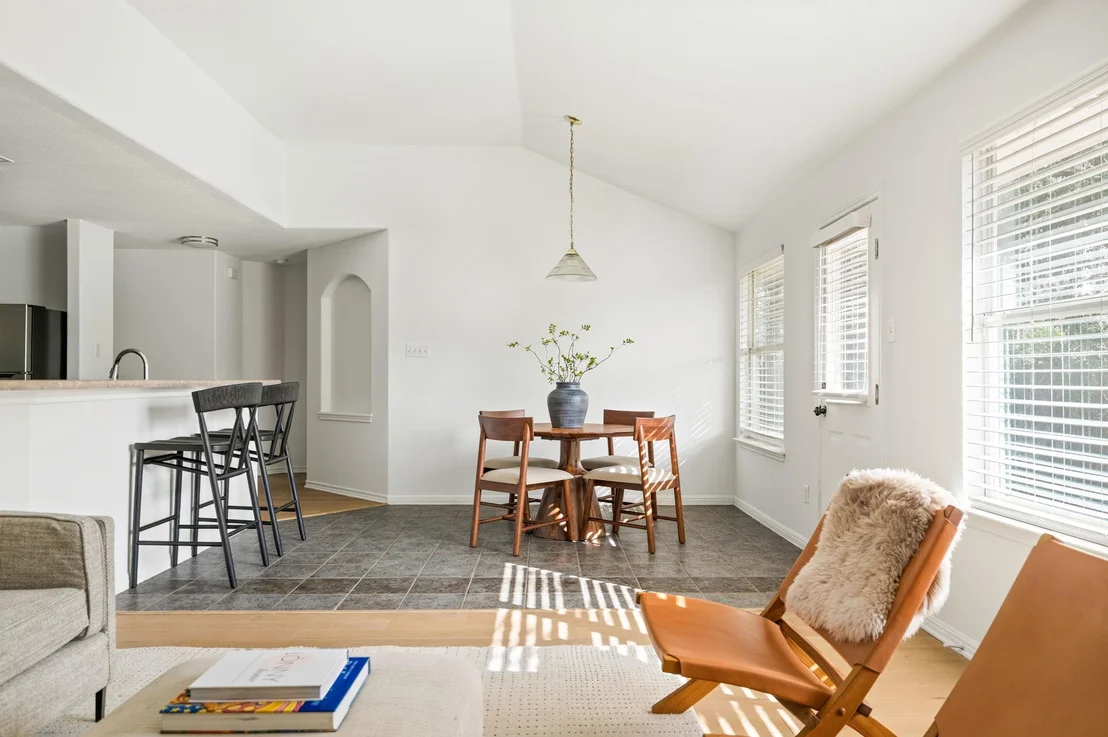 Photo of 1535 Lorson LOOP