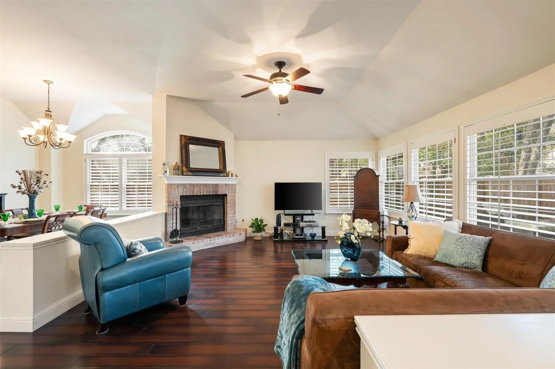 Photo of 1205 Sugarberry DR