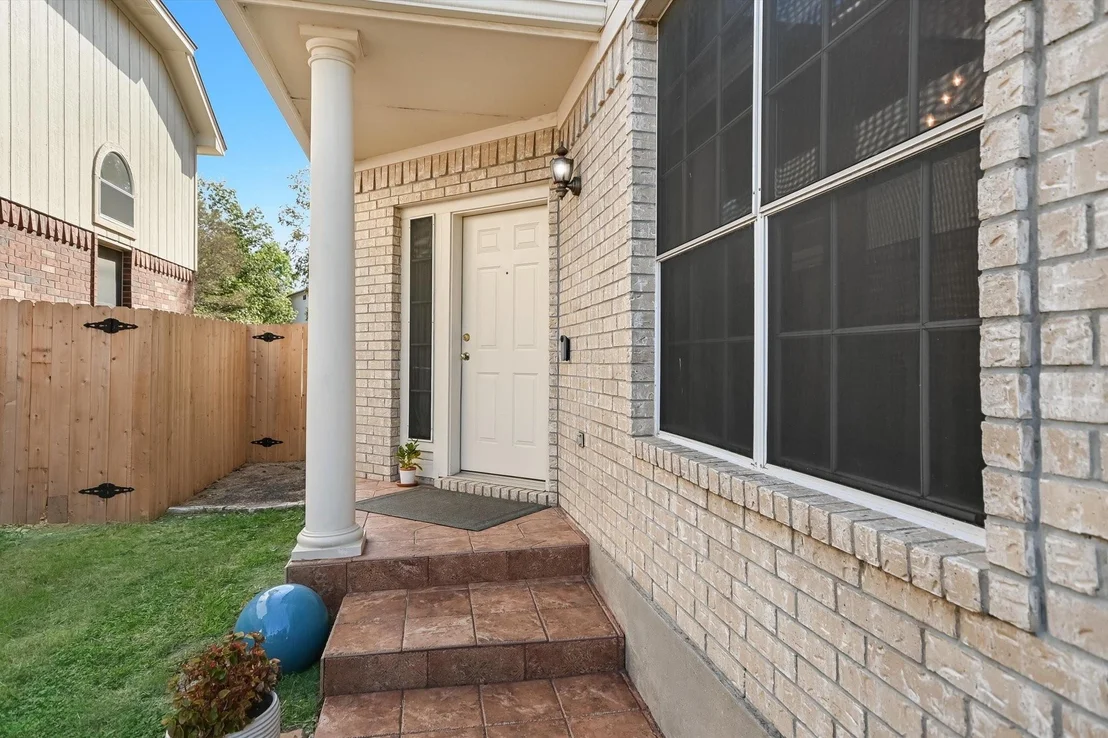 Photo of 8408 Alvin High LN
