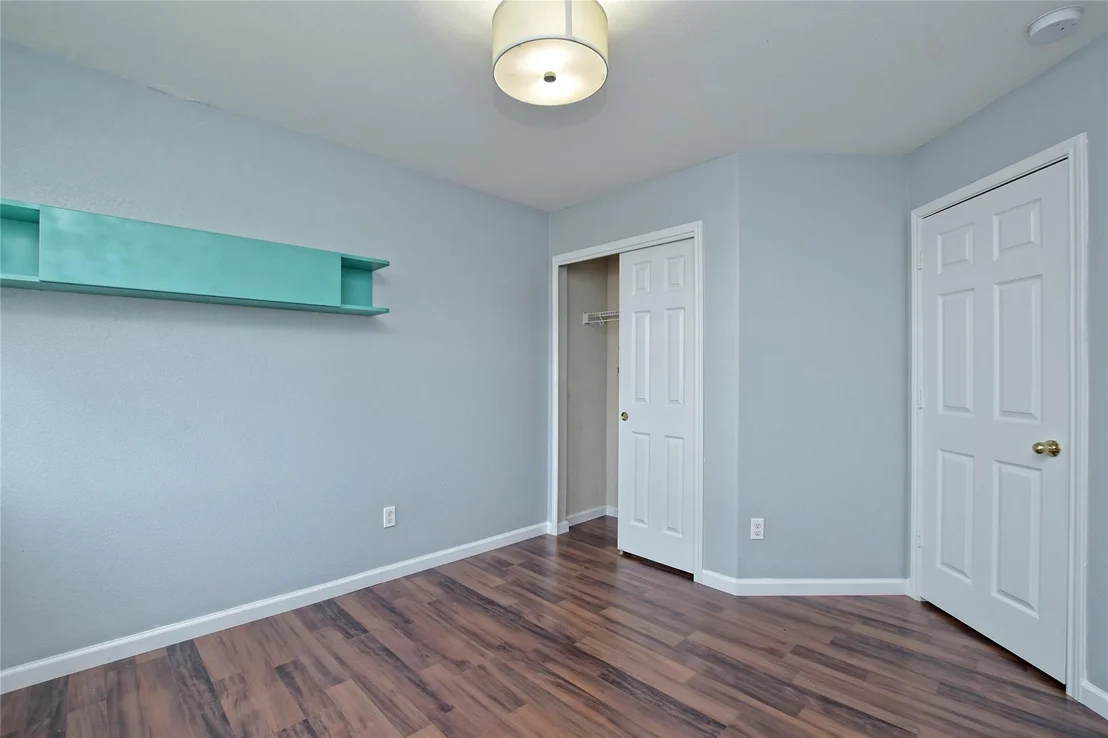 Photo of 18612 Great Falls DR