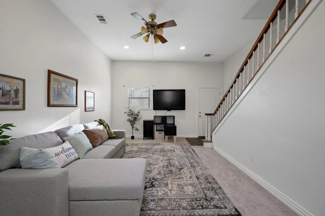Photo of 106 Park DR