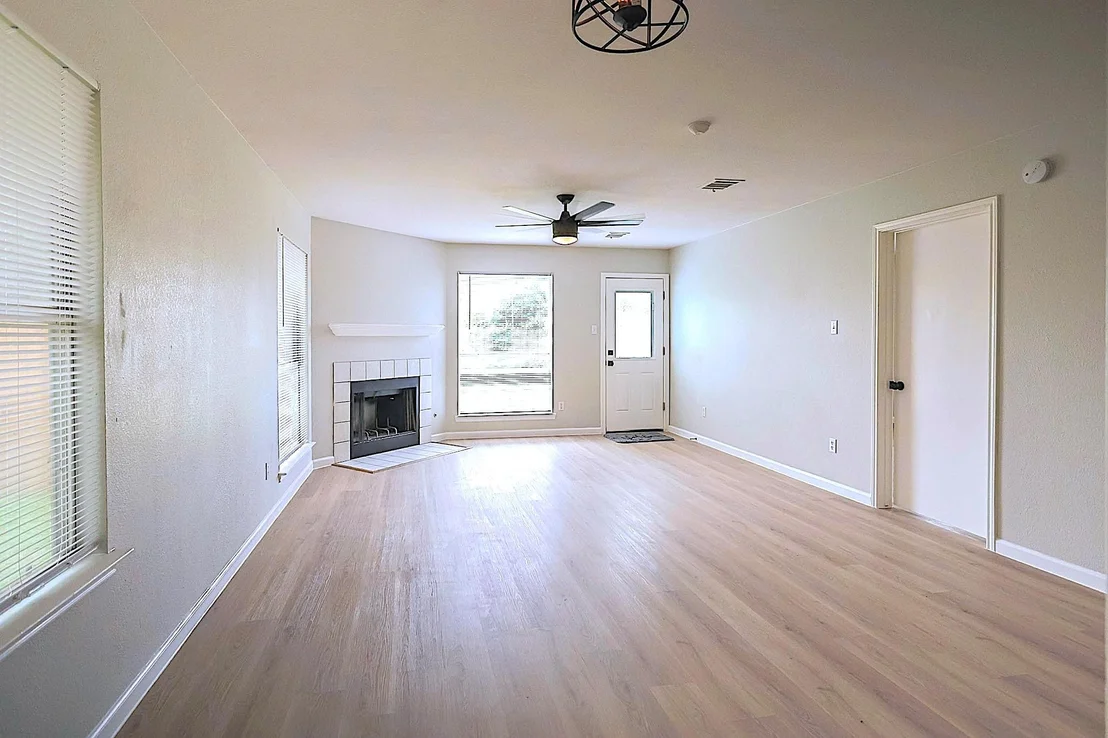 Photo of 4401 Lendall LN