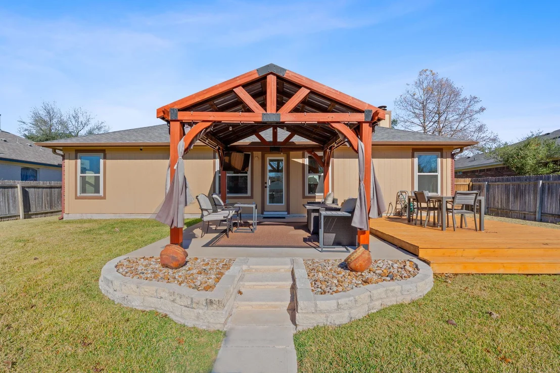 Photo of 1203 Crossvine WAY