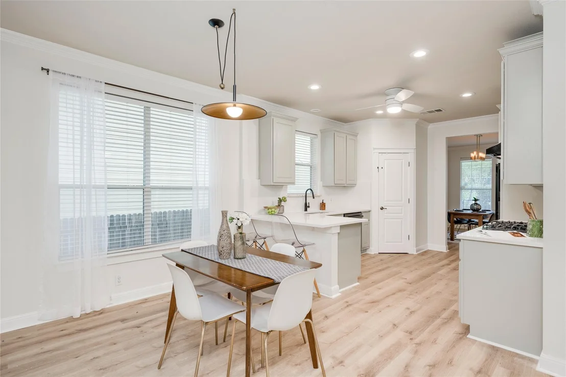 Photo of 6421 Carrington DR