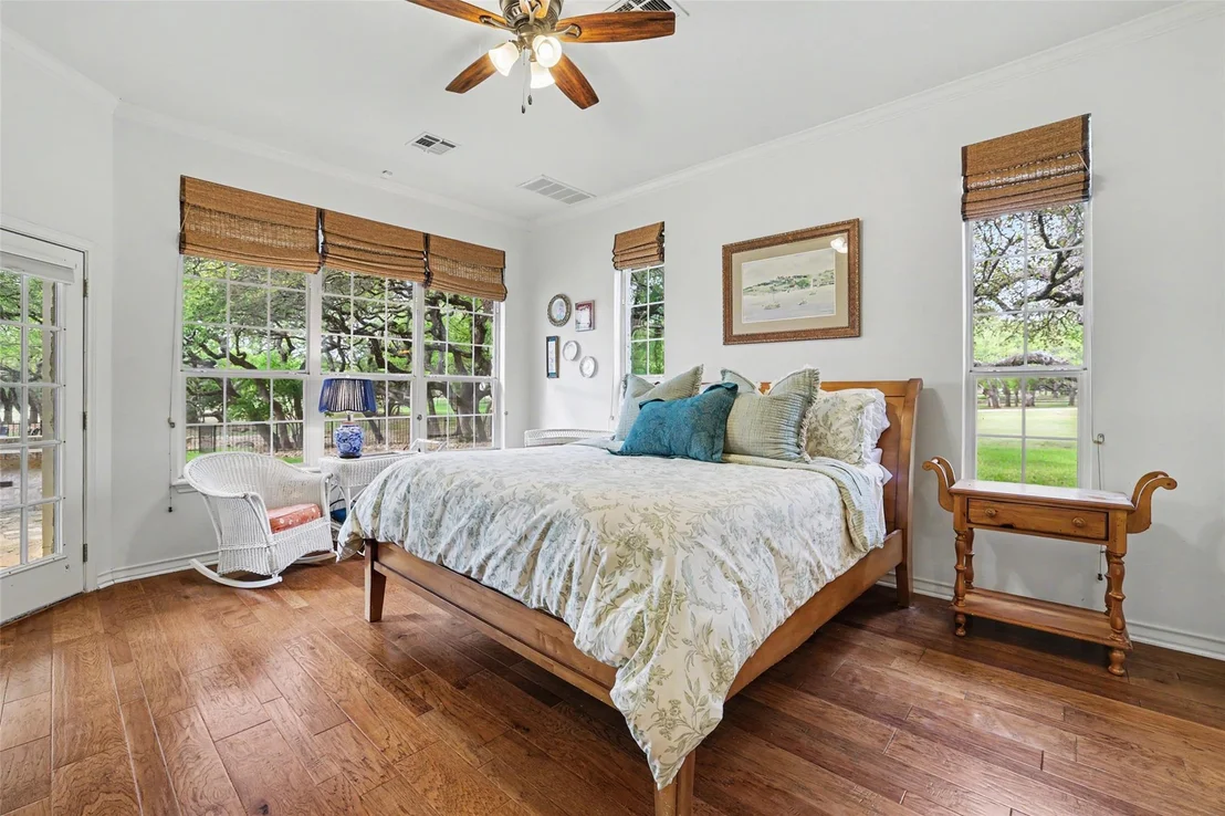 Photo of 426 Logan Ranch RD