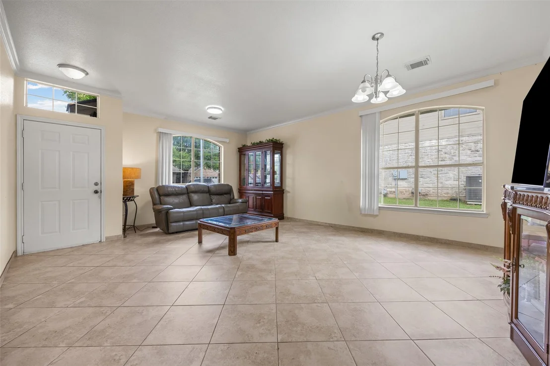 Photo of 801 Brown DR