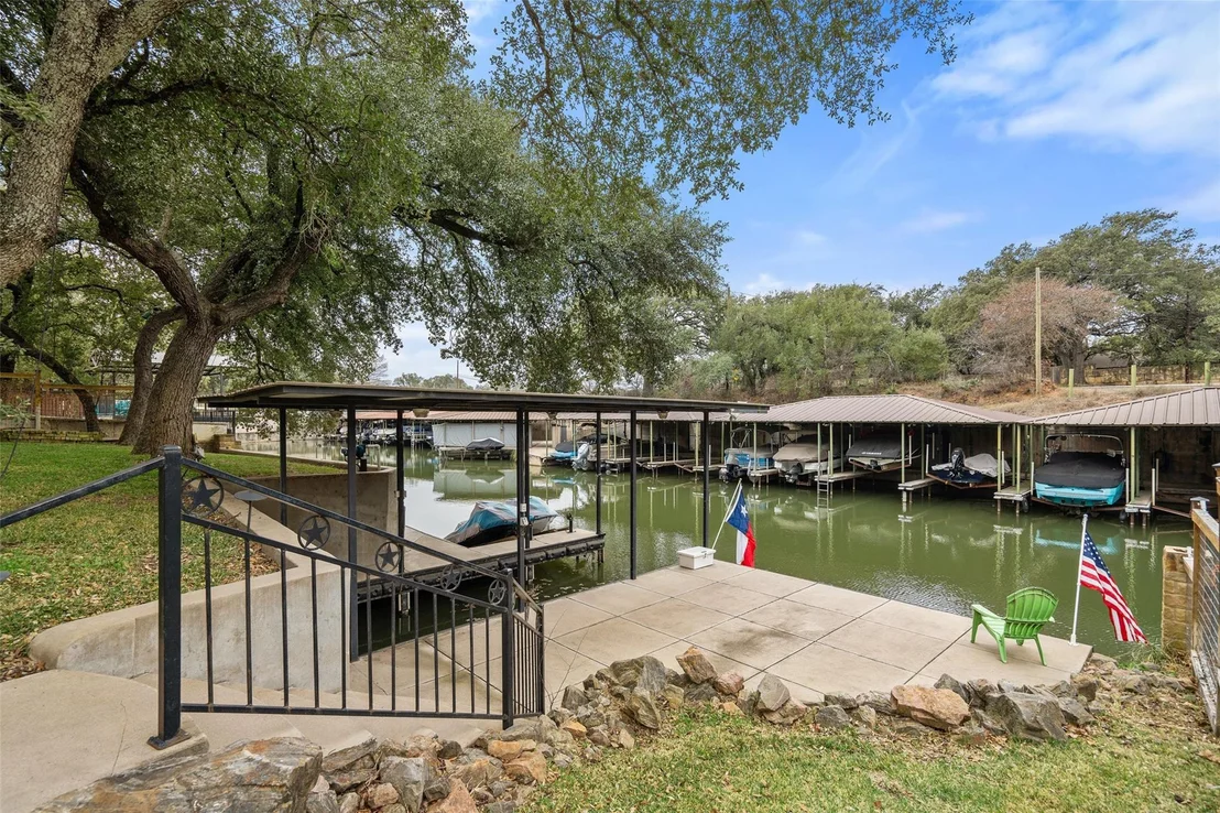 Photo of 118 Bridgepoint DR