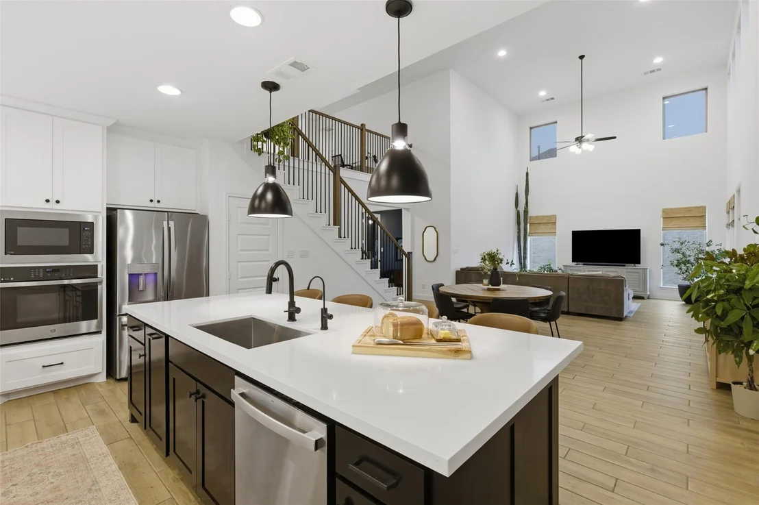 Photo of 1216 Summer Moon DR