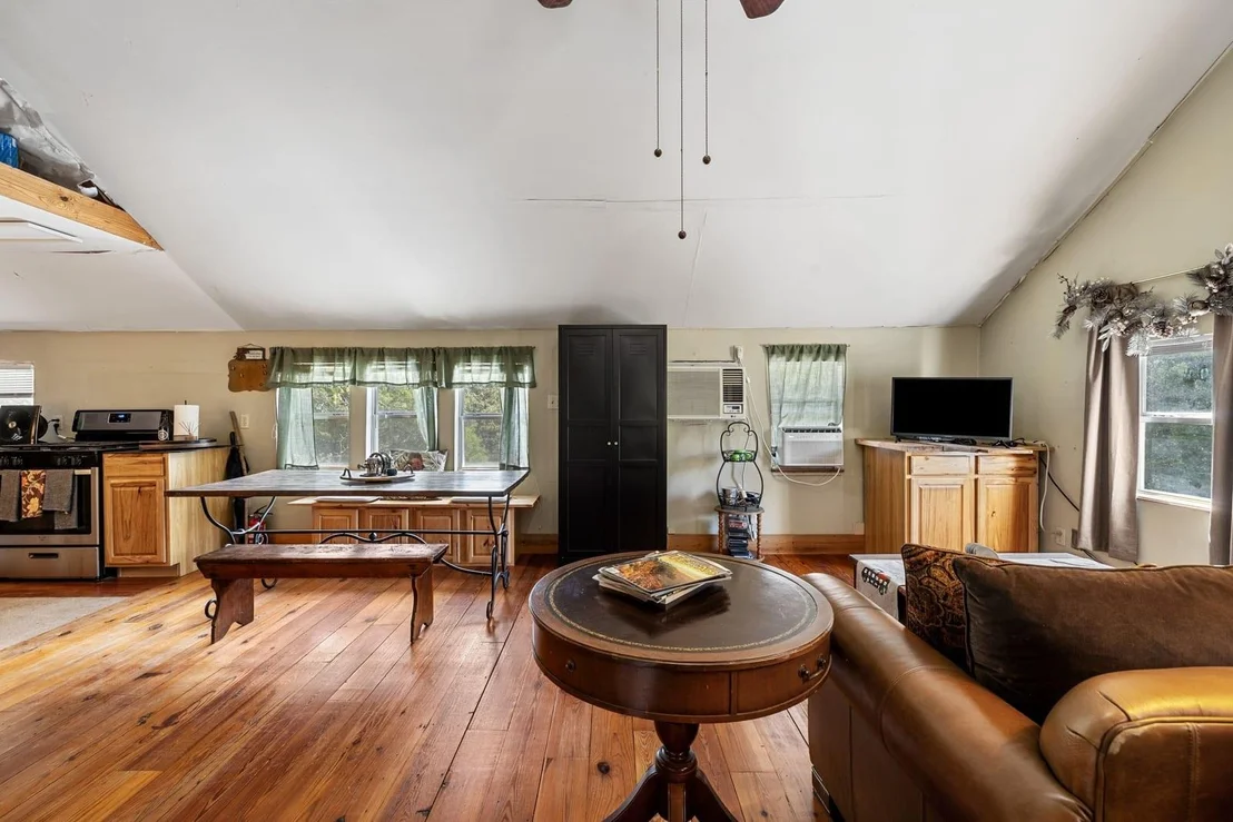 Photo of 242 Cody LN