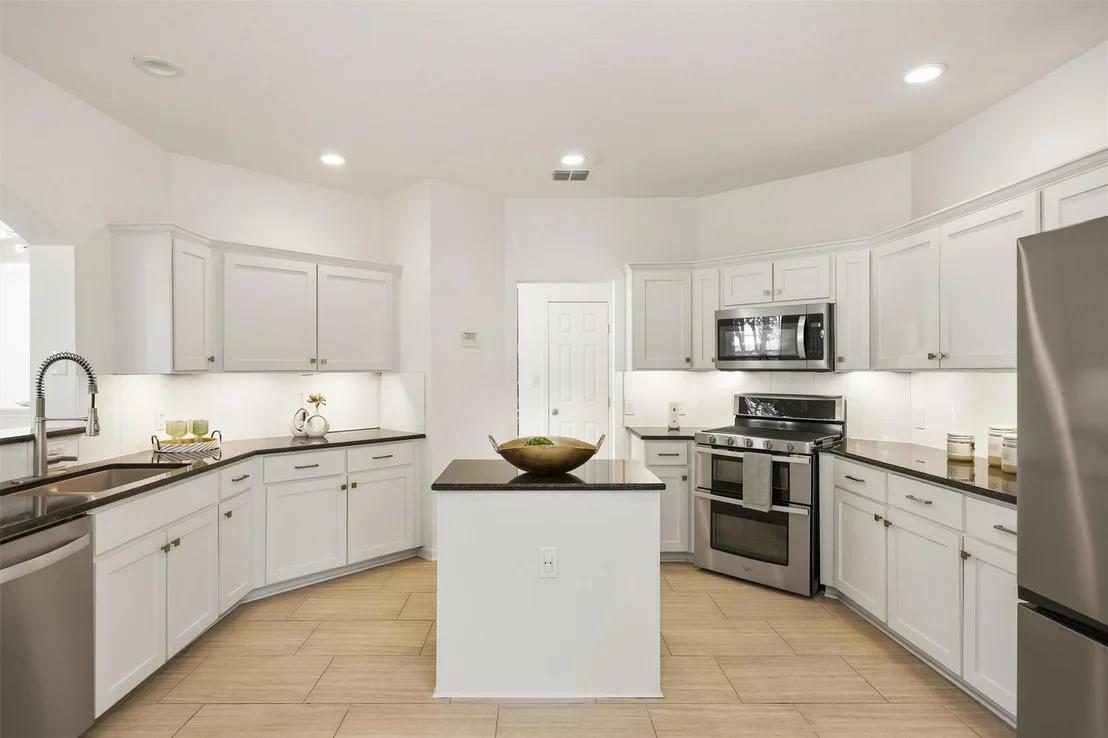 Photo of 18000 Dansworth CV