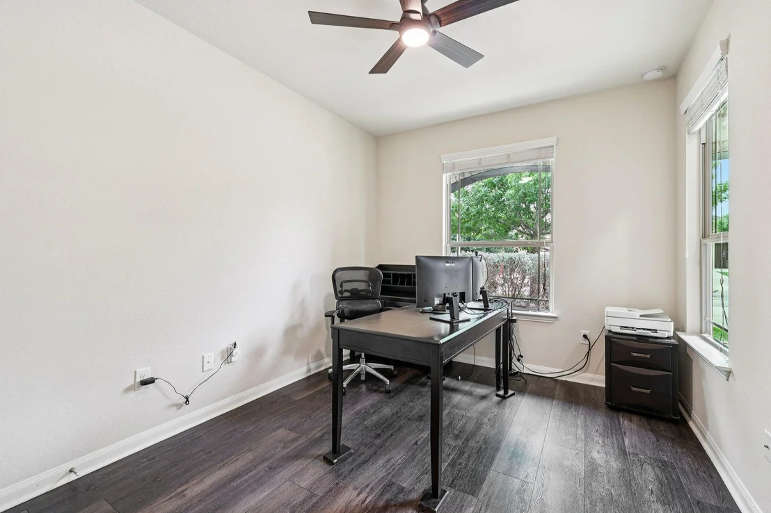 Photo of 10033 Gertrudis LOOP