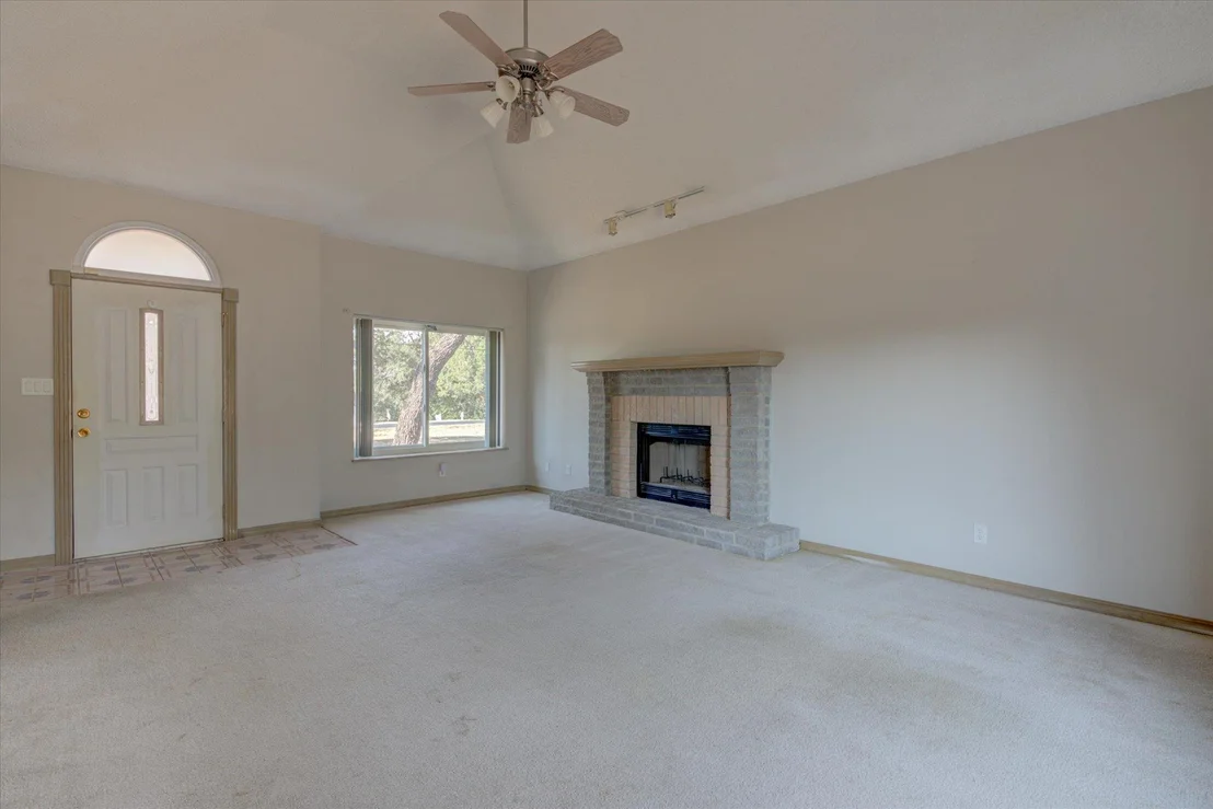 Photo of 9402 Claxton DR
