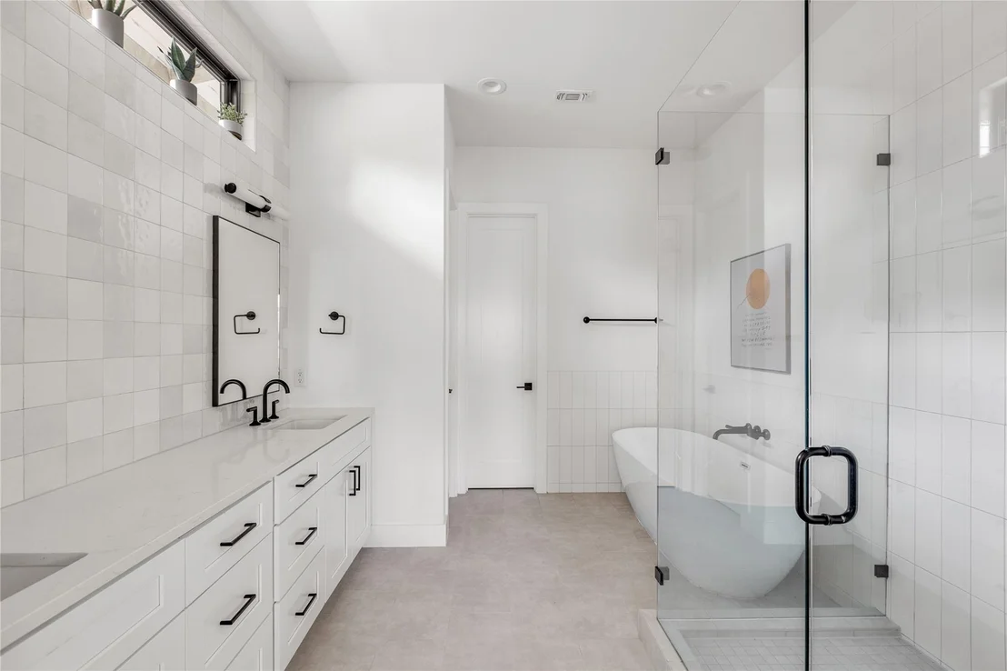 Photo of 6704 Hardy DR
