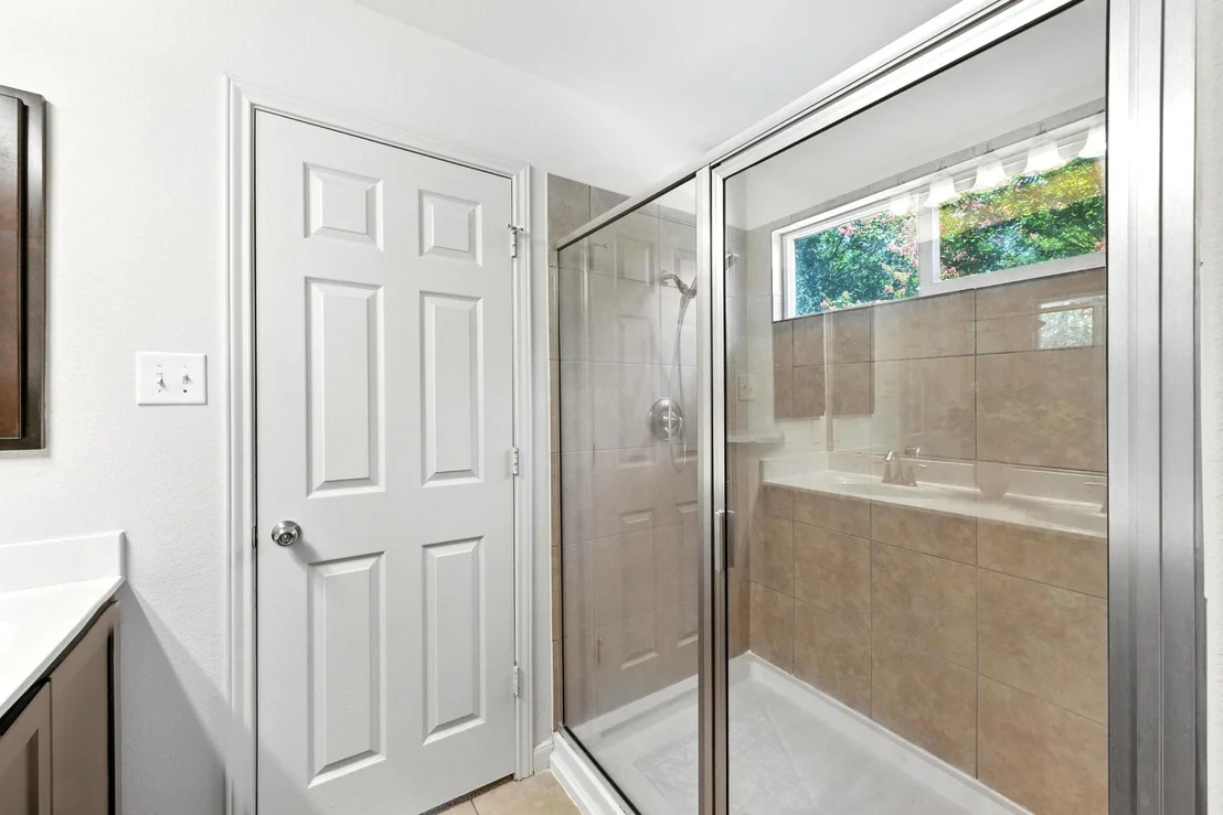 Photo of 2215 Stonehaven