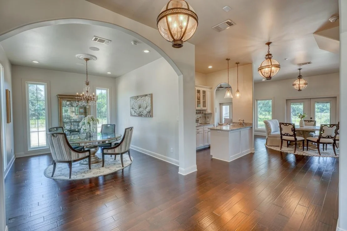 Photo of 301 Twisted Oak DR
