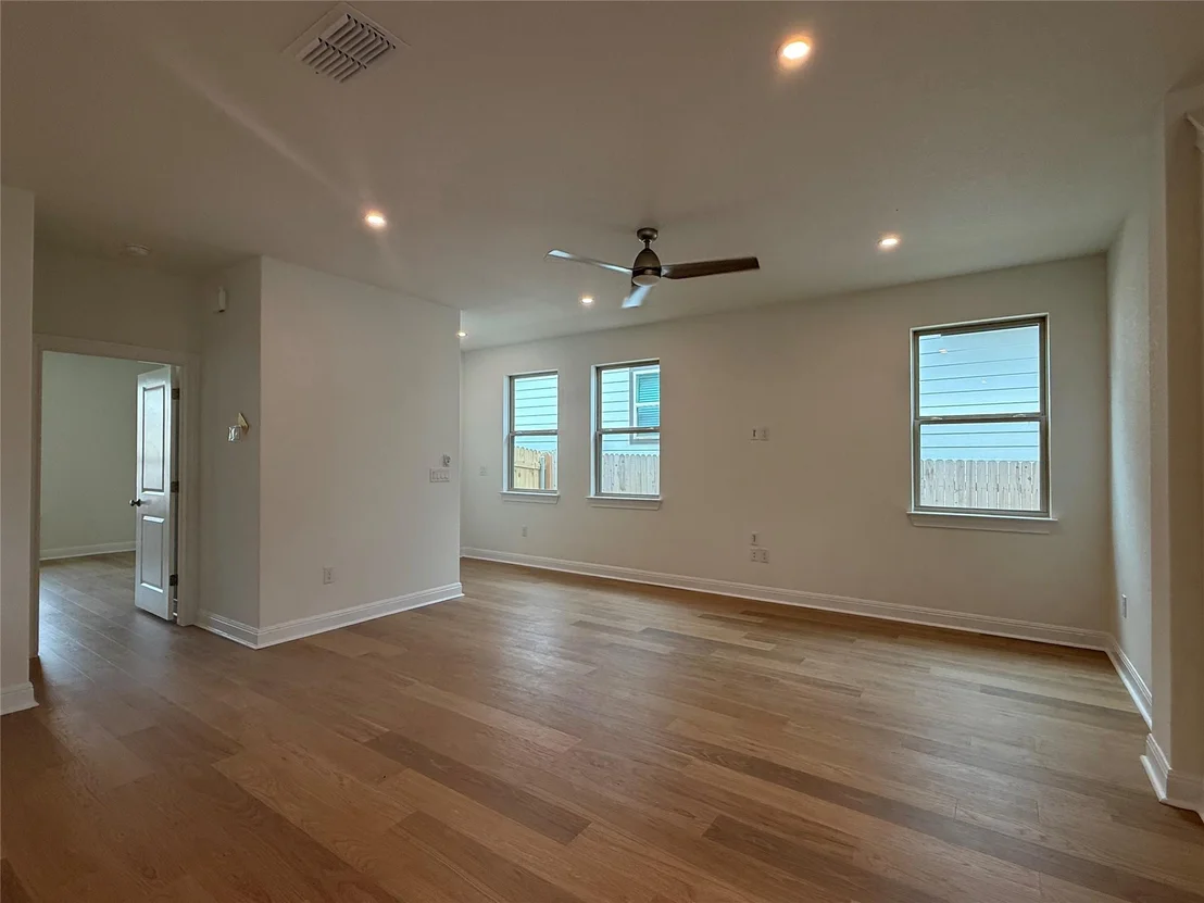 Photo of 132 Tenny LN
