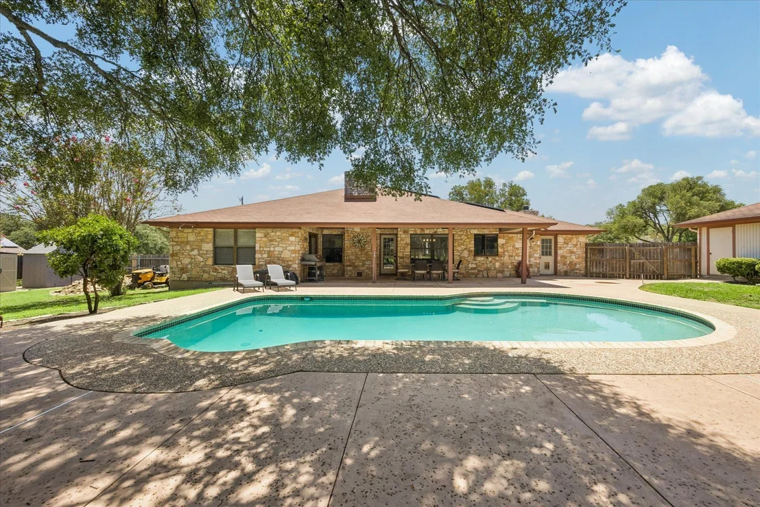 Photo of 208 Maple DR