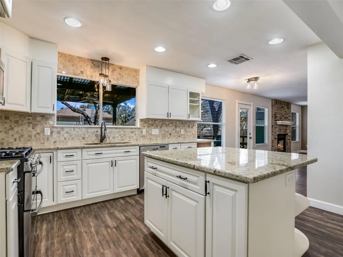 Photo of 716 Shiny Rock DR