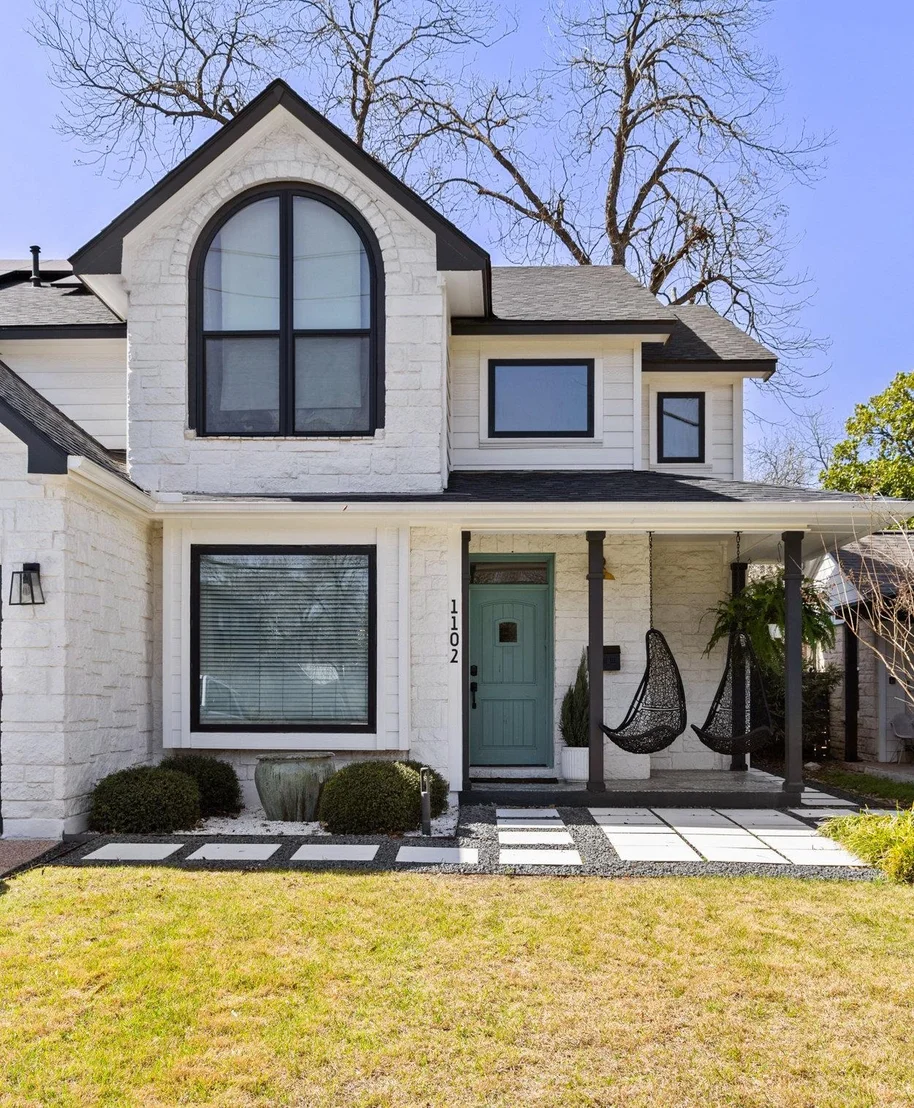 Photo of 1102 Kinney Ave