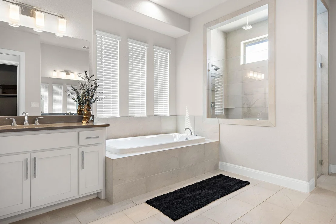 Photo of 109 Houston LOOP
