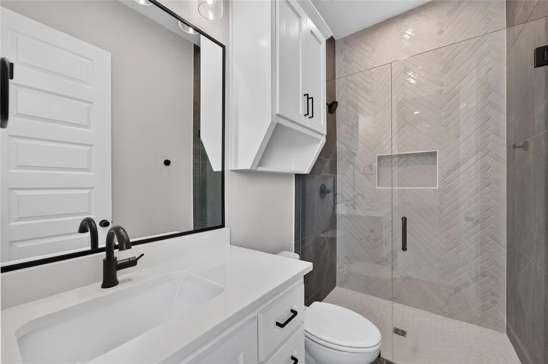 Photo of 101 Lakeview CT