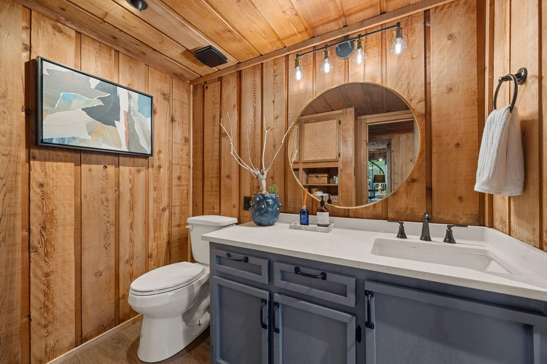 Photo of 403 Coventry RD