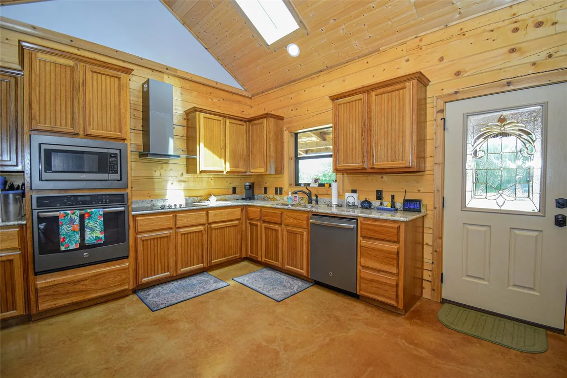 Photo of 358 W County Road 3069