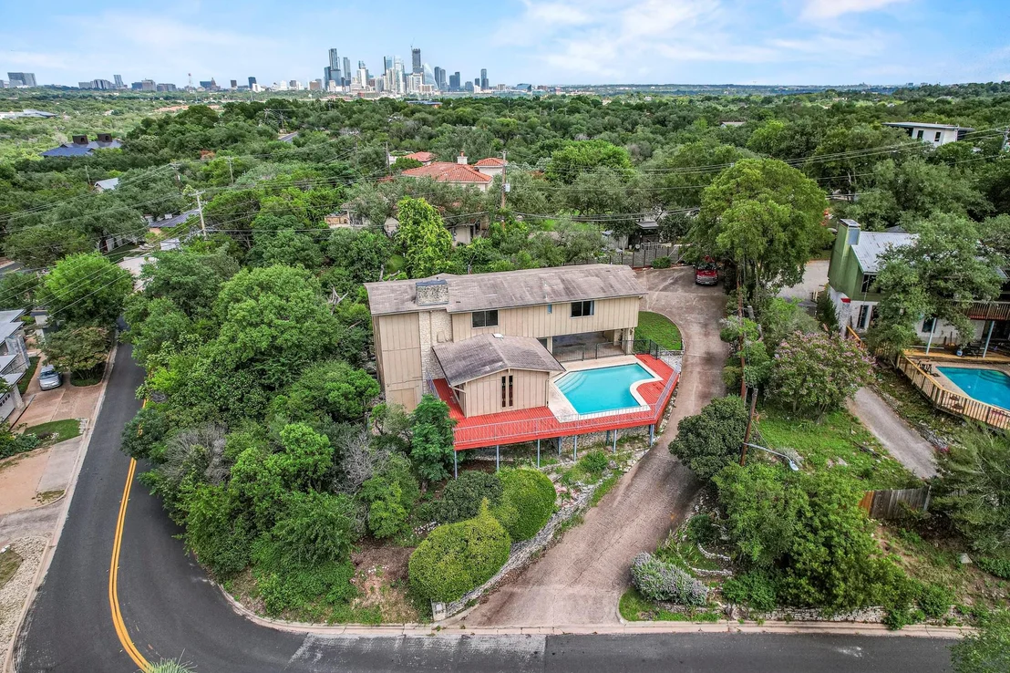 Photo of 203 Ridgewood RD