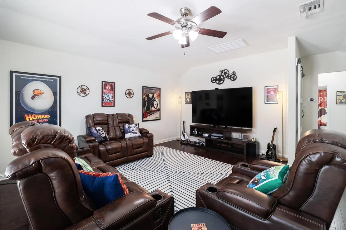 Photo of 3637 Penelope WAY