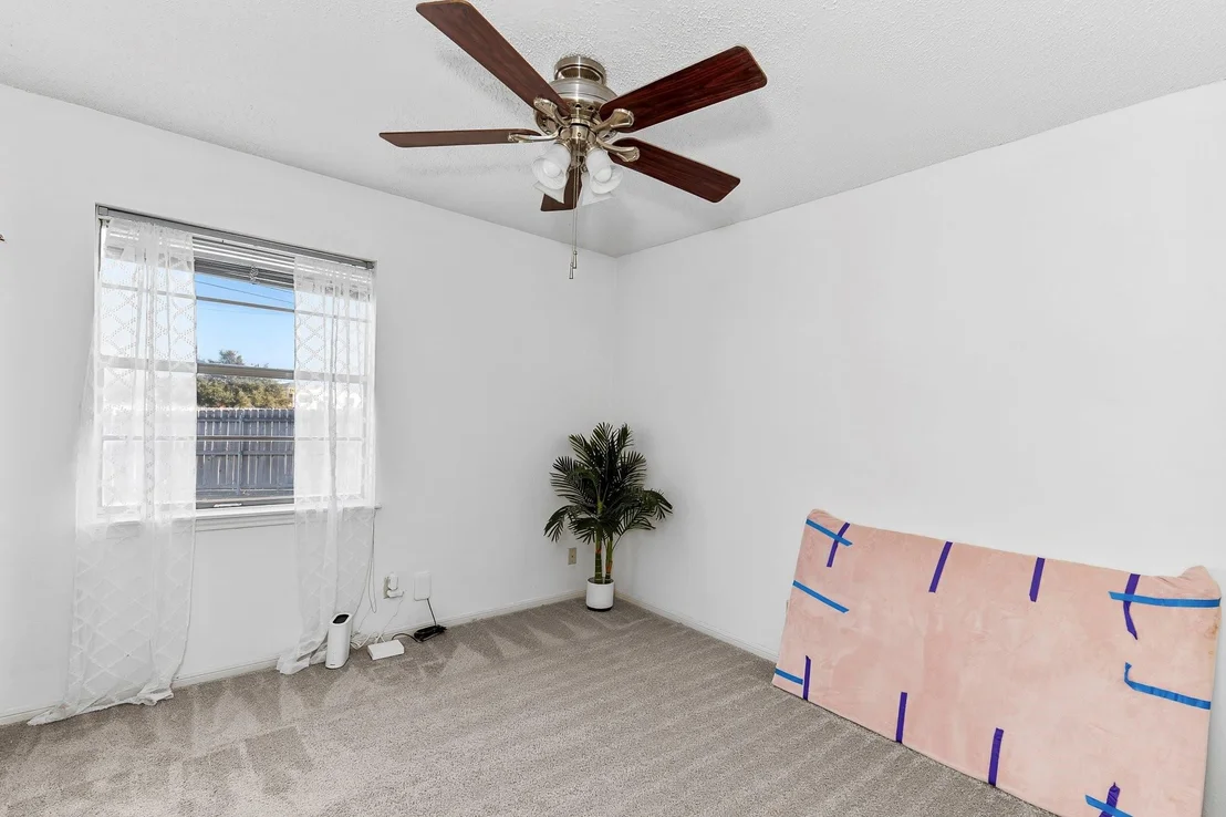Photo of 905 Moss CIR