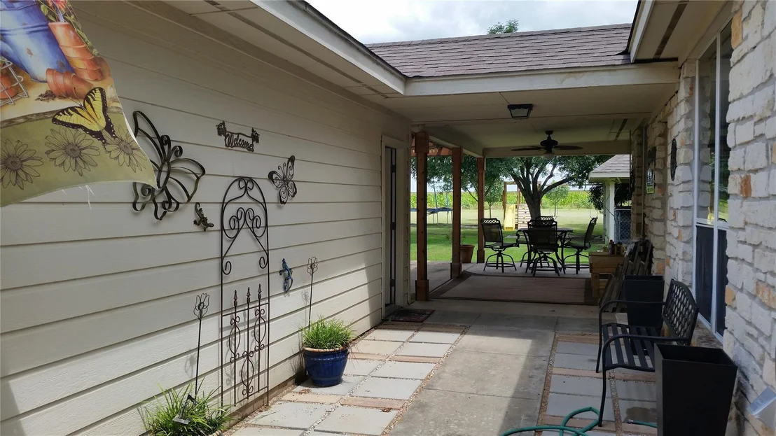 Photo of 58 Fairview DR