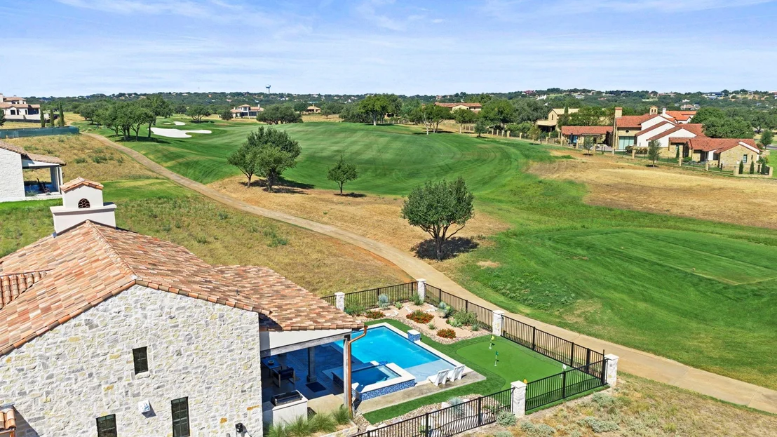 Photo of 100 Encantada