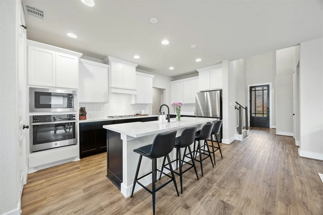 Photo of 417 Langhorne BND